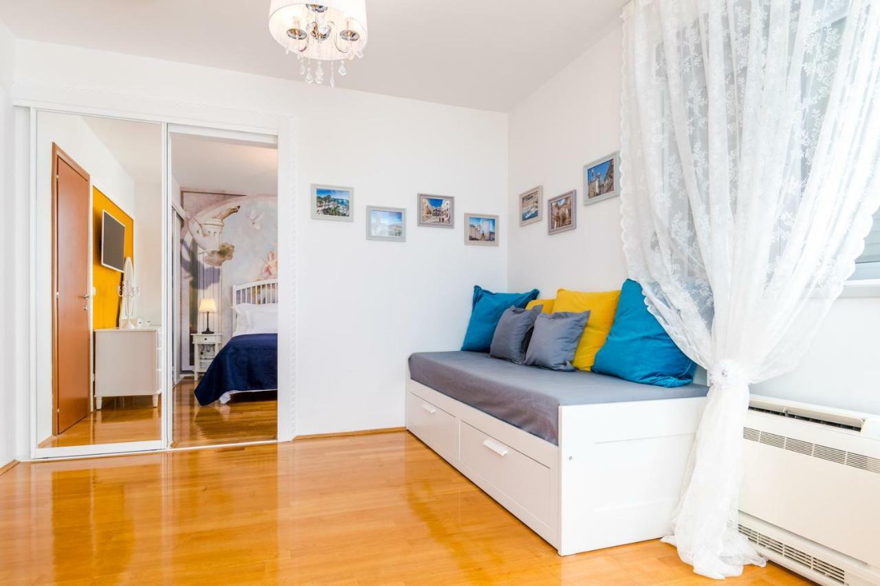 Tajla Rooms สปลิท ภายนอก รูปภาพ